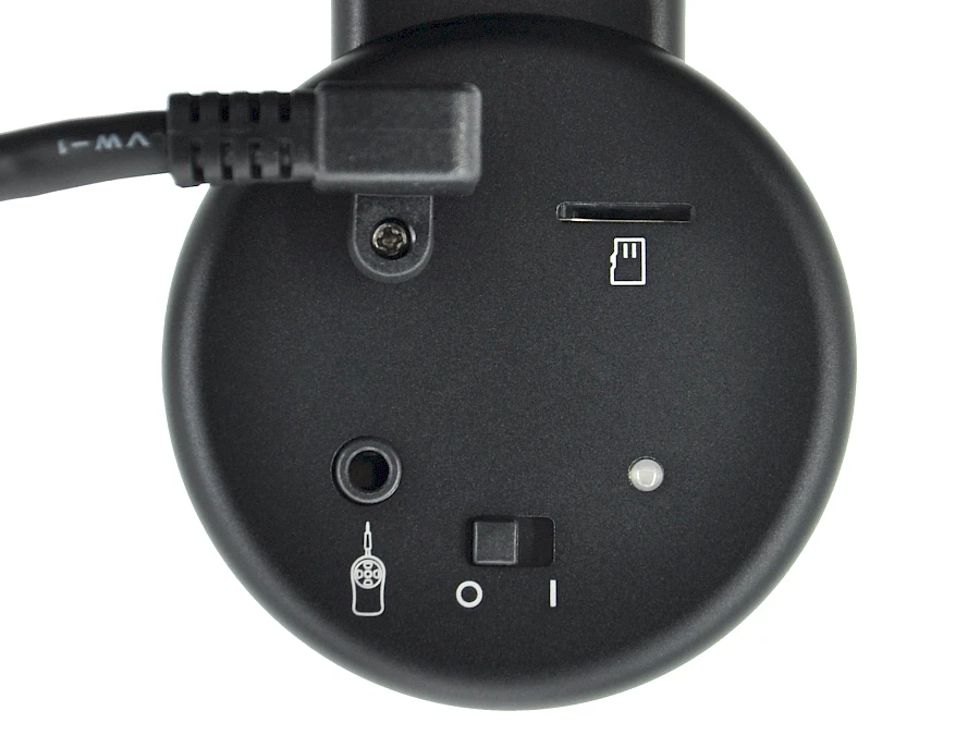 CE210's Back Panel