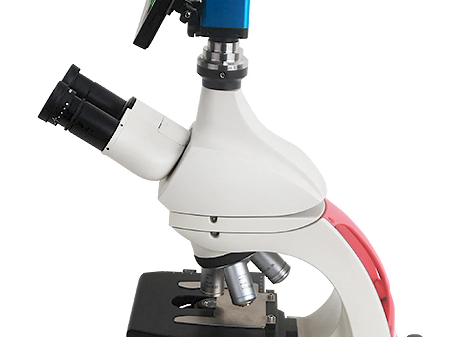 Side View of Leica Microscope+XCAMSeries Camera and TPHD1080PA