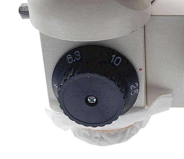 Magnification Adjustable of XTT-100 Stereo Microscope