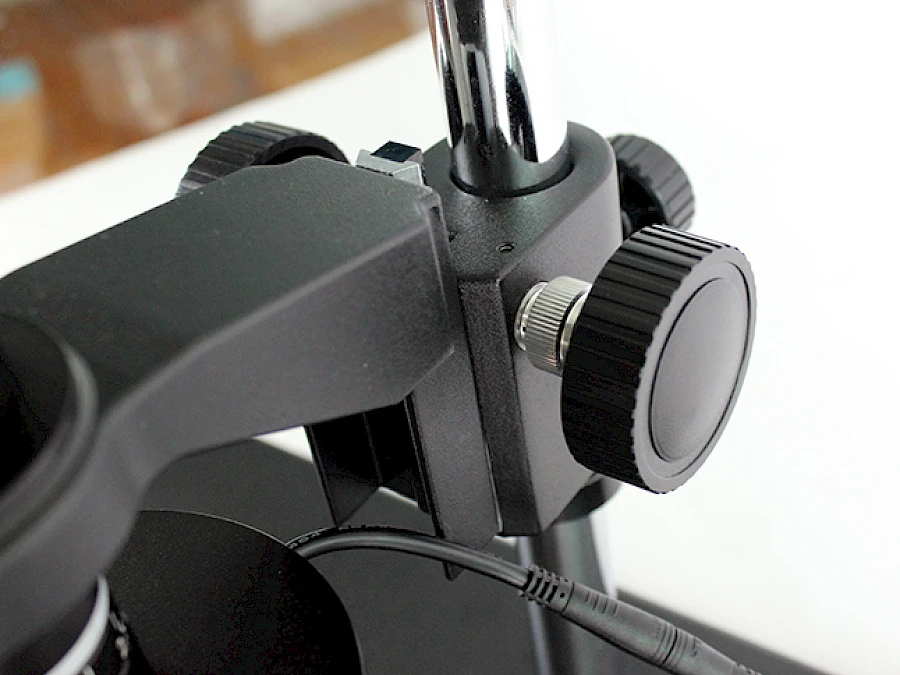 Coarse Focus