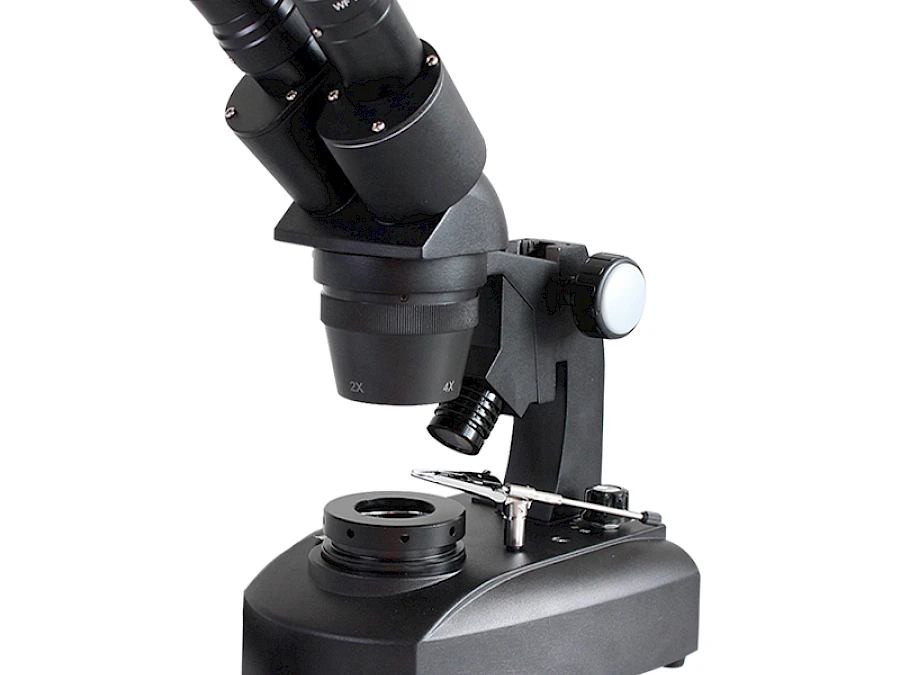 The Front of VGM240 Binocular Gem Microscope